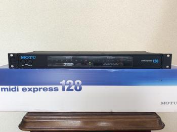 MOTU (モツ) / MIDI Express 128 MIDIインターフェイス