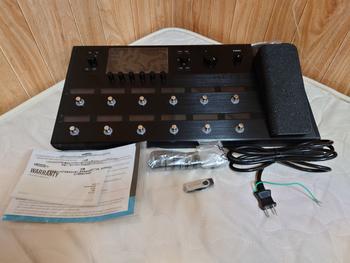 Line 6 (ライン6) / Helix Floor マルチエフェクター