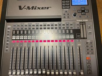 ROLAND (ローランド) / Roland M-200i