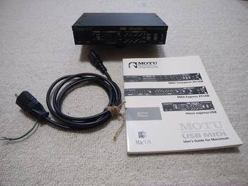 MOTU (モツ) / MOTU micro express-USB