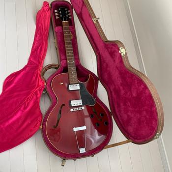Gibson / Gibson USA ES135