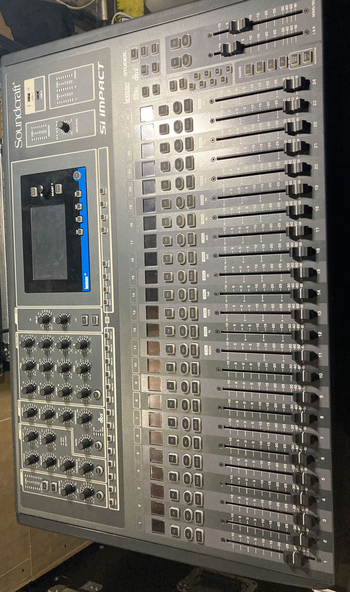 Soundcraft (サウンドクラフト) / Si iMPACT デジタルミキサー  アルモアハードケースキャスター付き、Mini Stagebox 32 Rセット