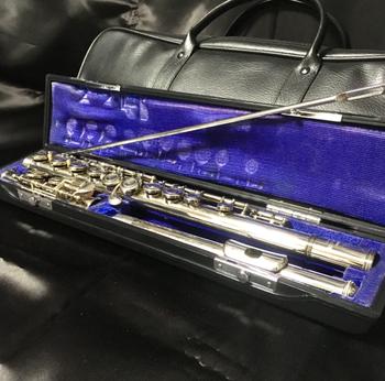 YAMAHA (ヤマハ) / ヤマハ　YAMAHA フルート　YFL-23 タンポ交換調整済　Eメカ付き！