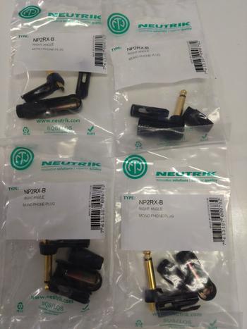 NEUTRIK (ノイトリック) / NP2RX-B　フォンコネクター　4個セット　032901