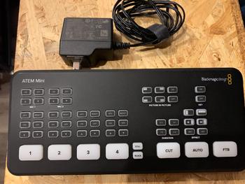 Blackmagic Design / ATEM Mini ライブプロダクションスイッチャー