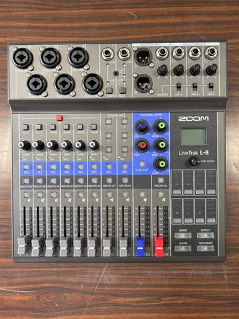 ZOOM (ズーム) / ZOOM LiveTrak L-8
