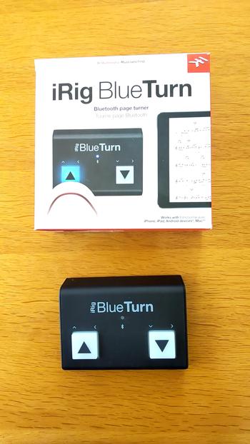 IK MULTIMEDIA / iRig BlueTurn Bluetooth フットペダル
