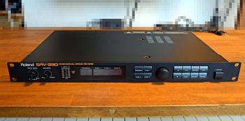 Roland / DIMENSIONAL SPACE REVERB SRV-330