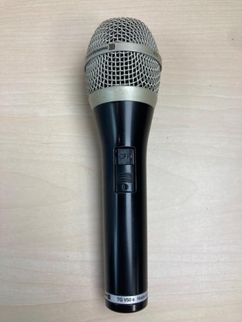 beyerdynamic (ベイヤーダイナミック) / TG-V50DS ボーカル用ダイナミックマイク【スイッチ付】 D0772
