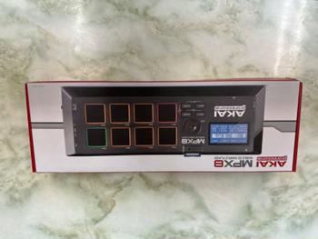 AKAI（アカイ） / MPX8 サンプル・プレーヤー