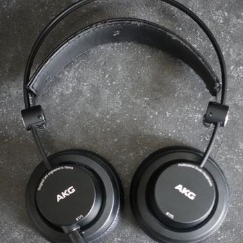 AKG（アーカーゲー） / K175-Y3 密閉型 スタジオヘッドホン