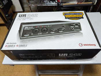 STEINBERG (スタインバーグ) / UR242 オーディオインターフェイス
