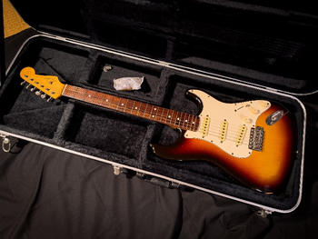 FENDER (フェンダー) / Japan  CUSTOM EDITION ハカランダ指板 オールラッカーボディ