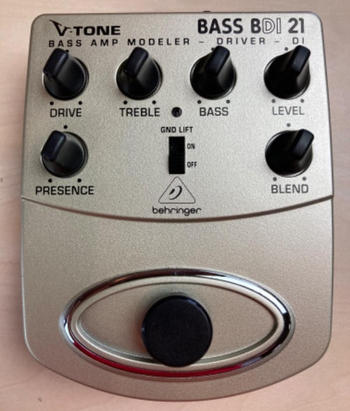 BEHRINGER (ベリンガー) / BDI21 V-Tone Bass ベース用プリアンプDI D1101