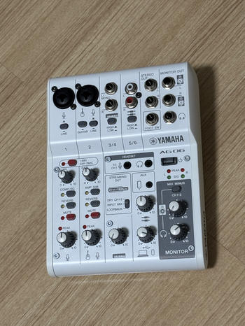 AG06MK2 W 6chライブストリーミングミキサー ホワイト｜SOUNDMART