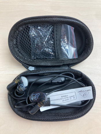 BEHRINGER (ベリンガー) / SD251-BT Bluetoothワイヤレスイヤホン D1275