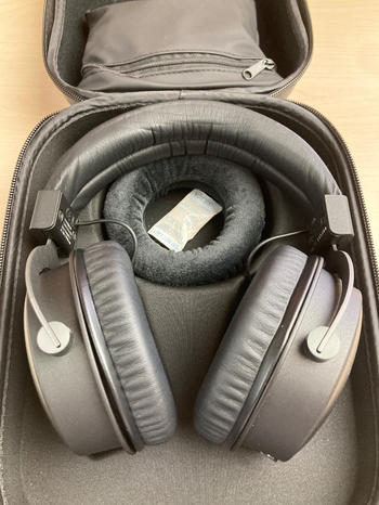 beyerdynamic (ベイヤーダイナミック) / DT1770PRO 密閉型プロ用モニターヘッドホン D1271