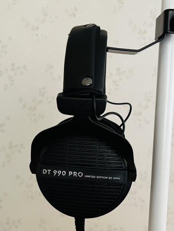 beyerdynamic（ベイヤーダイナミック） / DT990PRO 80Ω Black Edition 開放型モニターヘッドホン