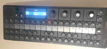 TEENAGE ENGINEERING (ティーンエイジ エンジニアリング) / OP-XY