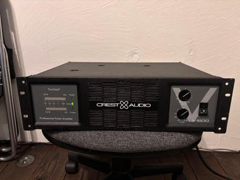 CREST AUDIO / V1500 パワーアンプ　ダンピング1000