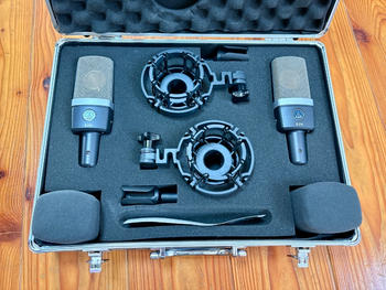 AKG (アーカーゲー) / C214 Matched Pair