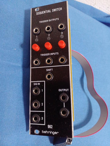 BEHRINGER (ベリンガー) / 962 SEQUENTIAL SWITCH