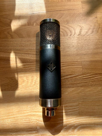 TELEFUNKEN (テレフンケン) / TELEFUNKEN TF47 真空管コンデンサーマイク 美品／付属品完備＋純正ポップフィルター