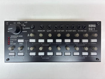 KORG (コルグ) / SQ-1 シーケンサー E0100
