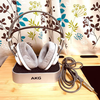 AKG (アーカーゲー) / K701 開放型ヘッドホン