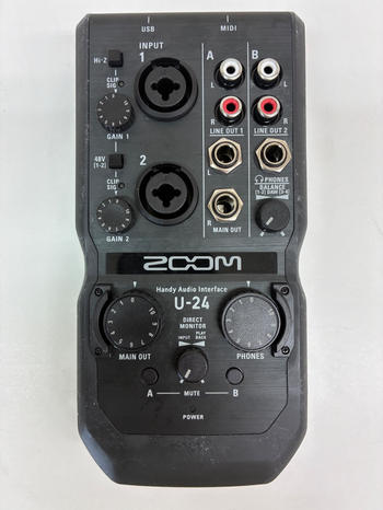 ZOOM (ズーム) / U-24 ハンディオーディオインターフェース E0159