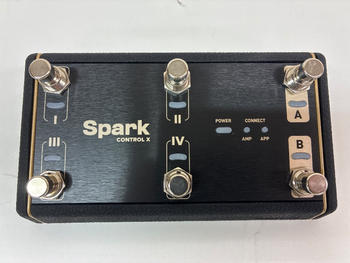 Positive Grid (ポジティブ グリッド) / Spark Control X Sparkシリーズ用ワイヤレス・フットスイッチ E0139