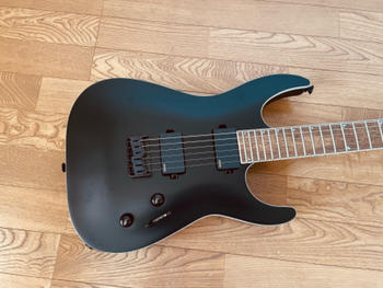 JACKSON（ジャクソン） / X Series Soloist SLA6 DX Baritone Laurel Satin Black