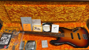 FENDER (フェンダー) / Fender Custom Shop 1961 Fretless Relic Jazz Bass