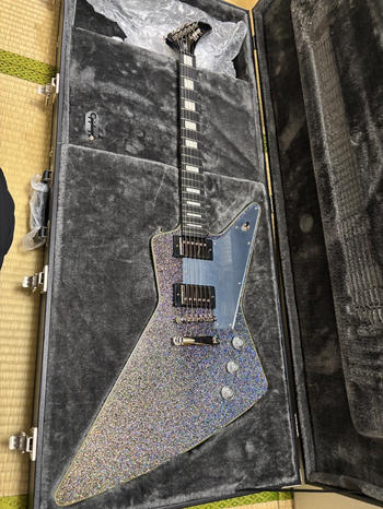EPIPHONE (エピフォン) / Lzzy Hale Explorer Custom Black Diamond Holographic Sparkle