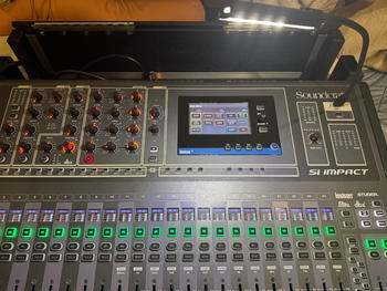Soundcraft (サウンドクラフト) / Si iMPACT デジタルミキサー 32ch+ Si DANTE card アクセサリーキット、特型フライトケース付き
