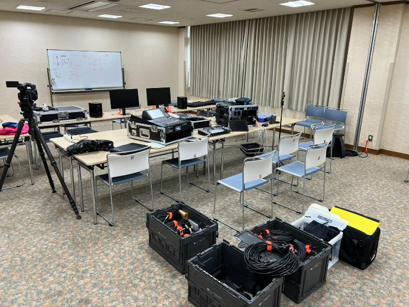 配信オペレーター並びに機材レンタル