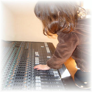 音楽制作全般 (作詞除く) 